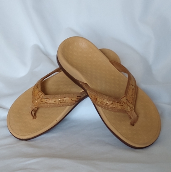 Vionic Tan Sandals with Superior Comfort and Style - Picture 1 of 8